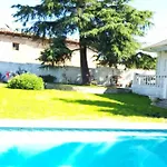 Con Piscina, 12 Personas