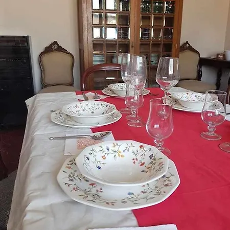 Con Piscina 12 Personas Holiday home Valladolid