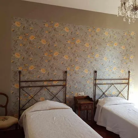 Con Piscina 12 Personas Holiday home Valladolid