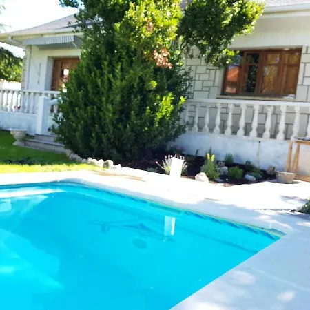 Con Piscina 12 Personas *