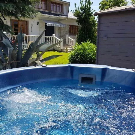 Hébergement de vacances Con Piscina, 12 Personas