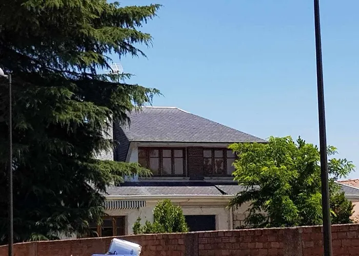 Con Piscina, 12 Personas * 바야돌리드