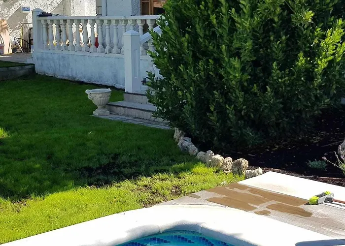 Con Piscina, 12 Personas * 바야돌리드